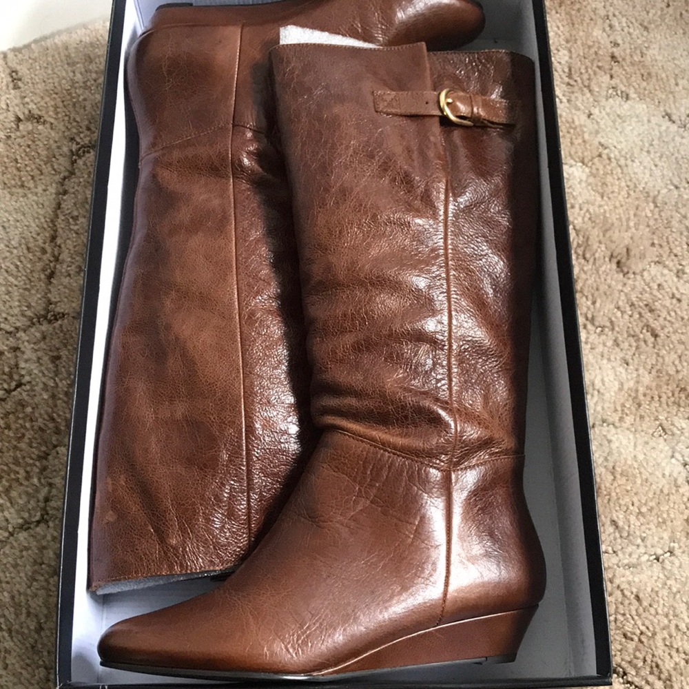 New Steve Madden Intyce boots, Cognac, size 9
